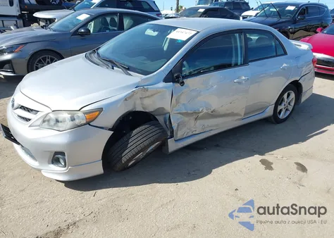 2013 Toyota Corolla S z USA, uszkodzony, nr VIN 5YFBU4EE2DP191084